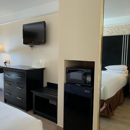 Texas Inn & Suites Pharr/San Juan Exteriör bild