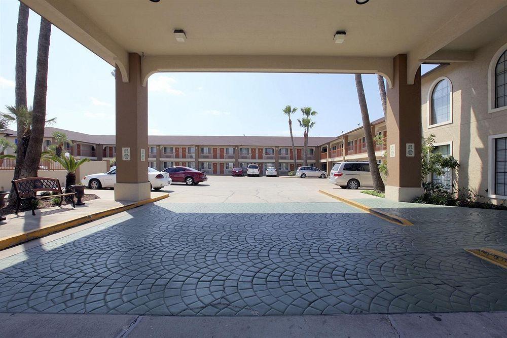 Texas Inn & Suites Pharr/San Juan Exteriör bild