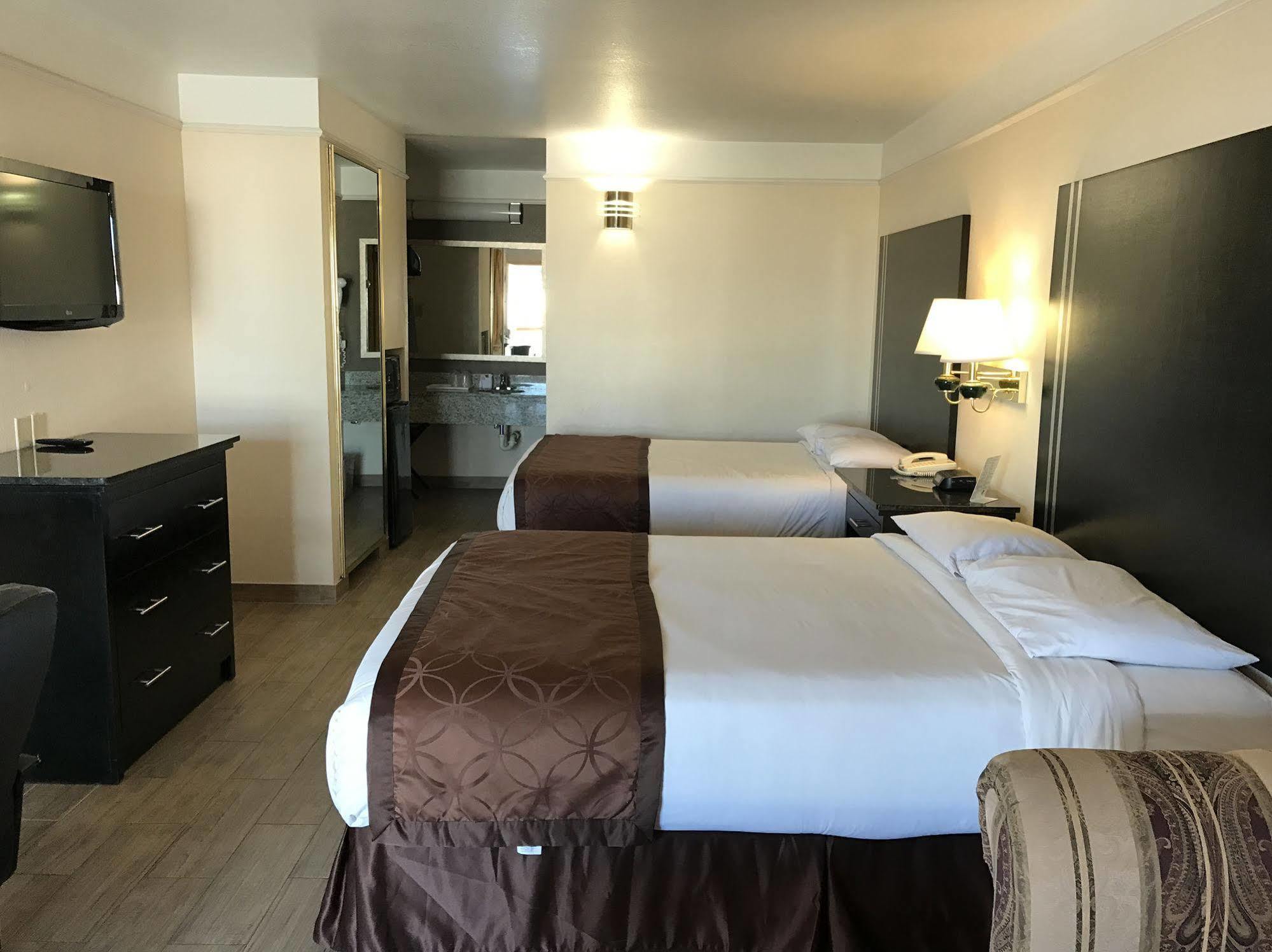 Texas Inn & Suites Pharr/San Juan Exteriör bild