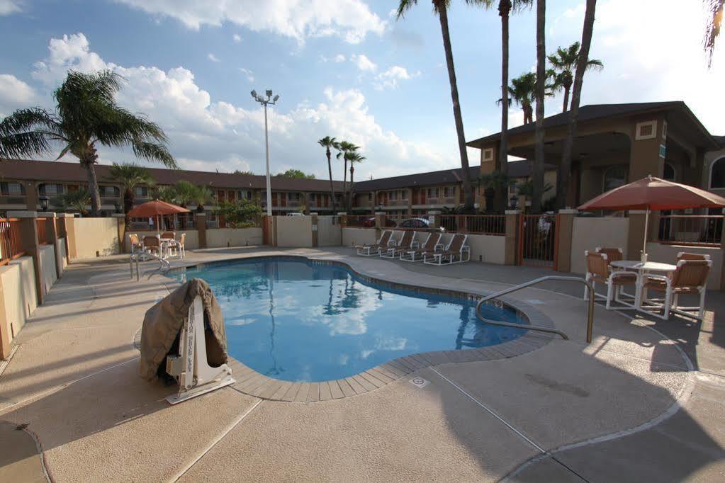 Texas Inn & Suites Pharr/San Juan Exteriör bild